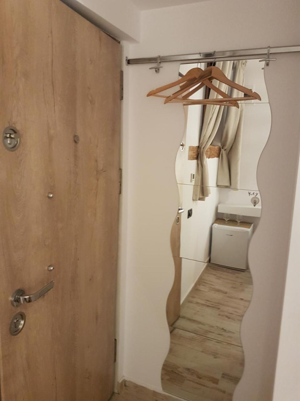 Luky13 Lägenhet Braşov Exteriör bild